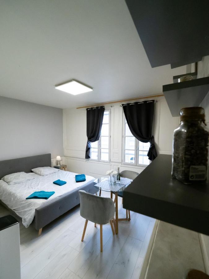 Le Papillon De La Cathedrale - Calme - Jardin - Wifi Apartment Troyes Luaran gambar
