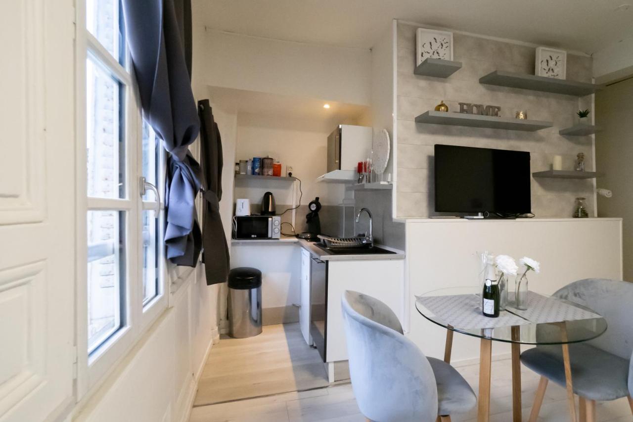Le Papillon De La Cathedrale - Calme - Jardin - Wifi Apartment Troyes Luaran gambar